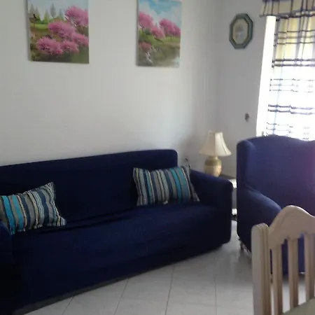 Apartamento Mercedes Solo Familias Apartment